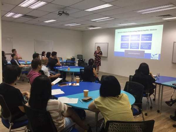 RHA Academy chuyên đào tạo chăm sóc sức khỏe cho người cao tuổi RHA Academy chuyên đào tạo chăm sóc sức khỏe cho người cao tuổi