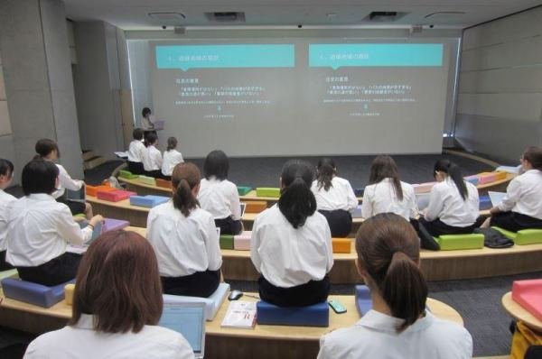 Chương trình học tập tích cực tại đại học Nữ sinh Yasuda Chương trình học tập tích cực tại đại học Nữ sinh Yasuda